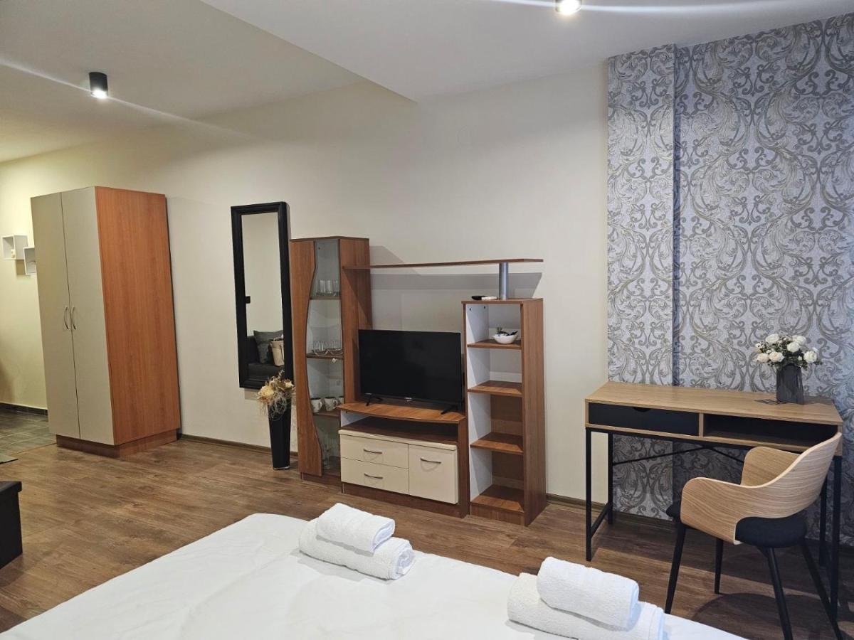 Studio Mirage Kazanlak Kültér fotó